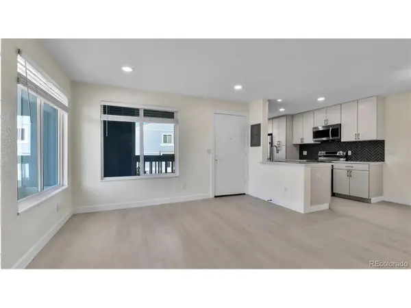 7917 Chase Cir #160, Arvada, CO 80003