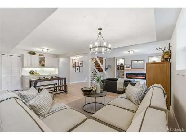 3111 S Holly Pl, Denver, CO 80222