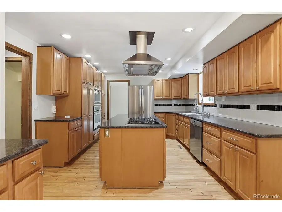 3076 Nelson Ct, Lakewood, CO 80215 - #2