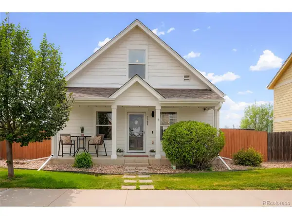 3005 Quarterland St, Strasburg, CO 80136
