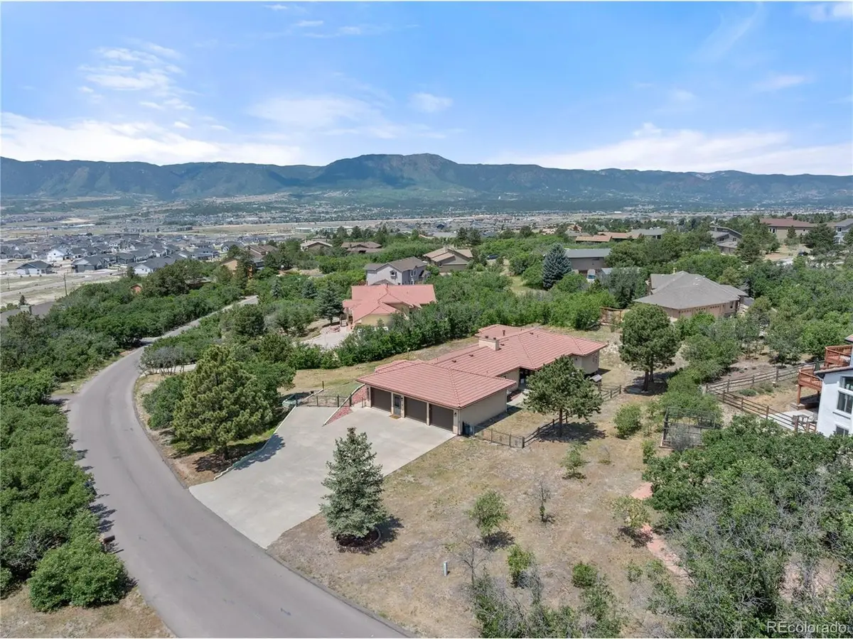 380 Scrub Oak Cir, Monument, CO 80132 - #1