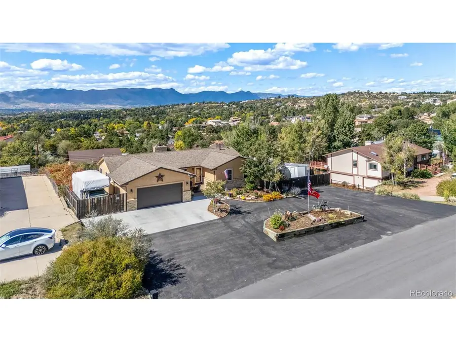 5160 Sapphire Dr, Colorado Springs, CO 80918 - #3