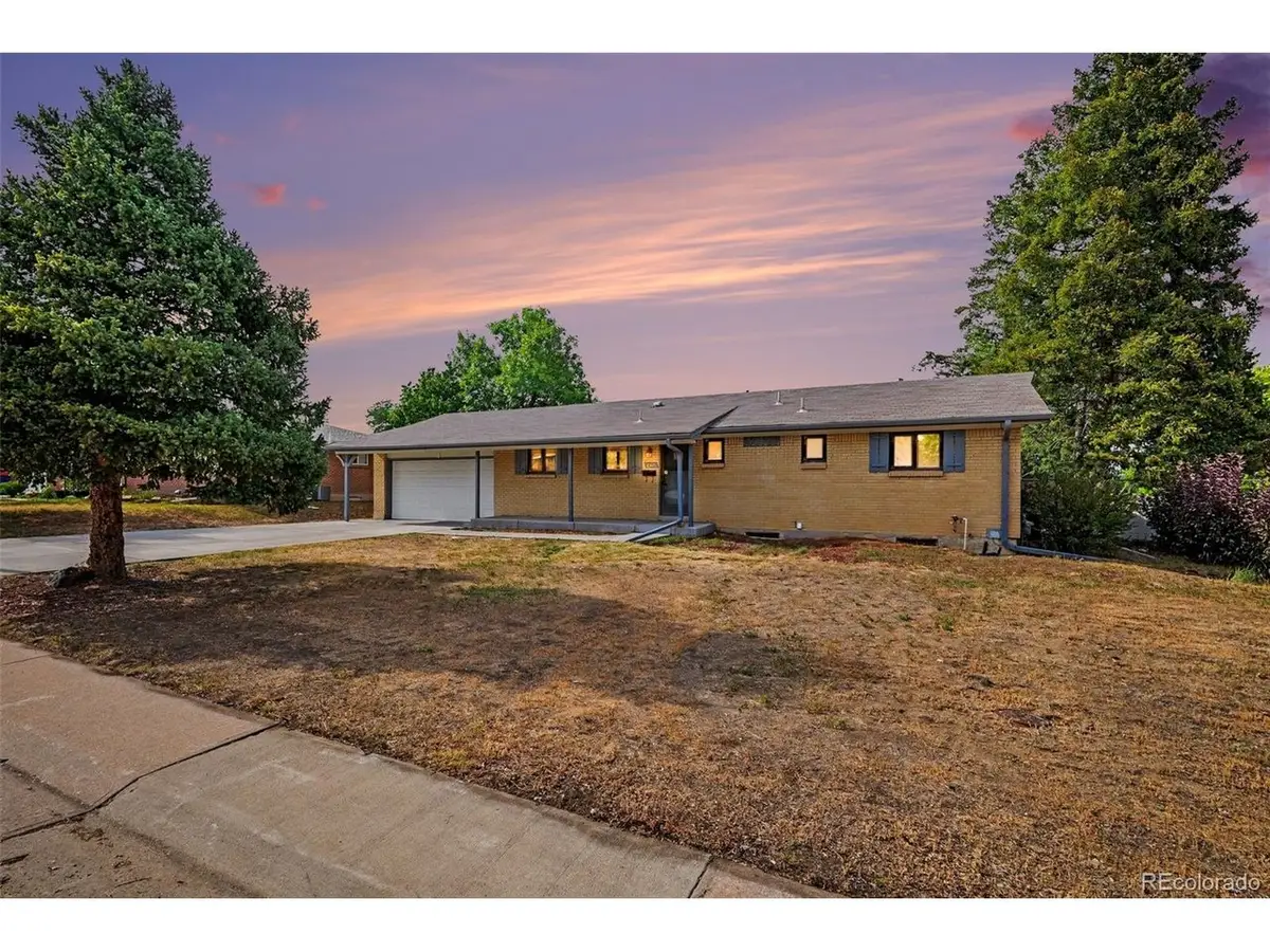661 E Fremont Ave, Littleton, CO 80122 - #1