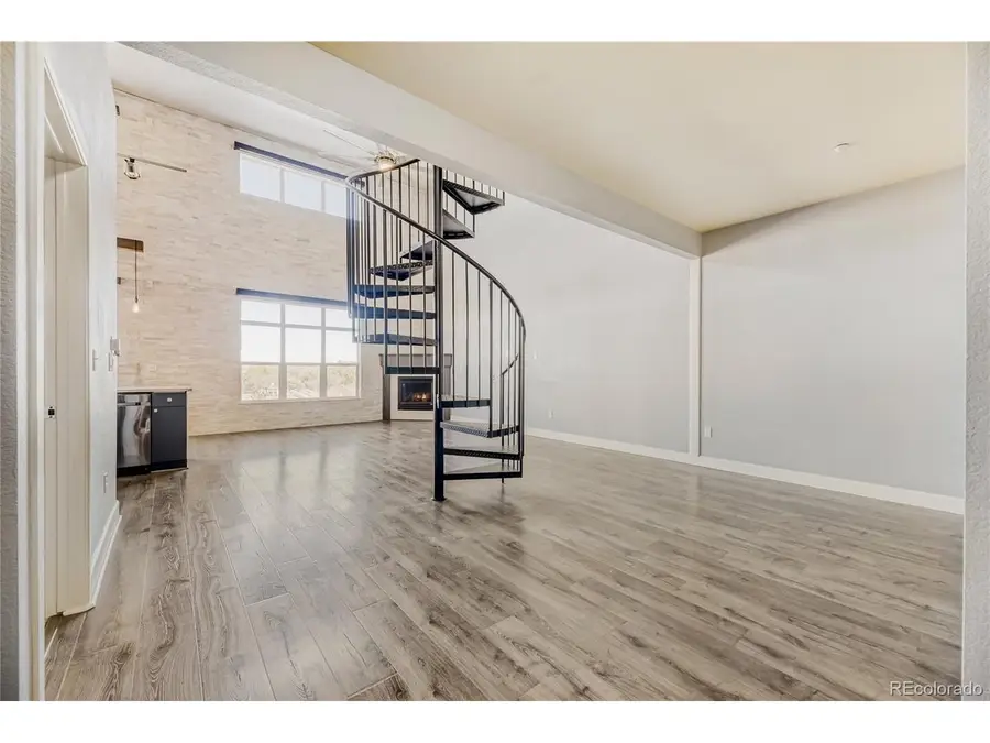 5677 S Park Pl #D302, Englewood, CO 80111 - Image #3