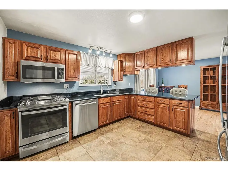 7001 S Dexter St, Centennial, CO 80122 - Image #2