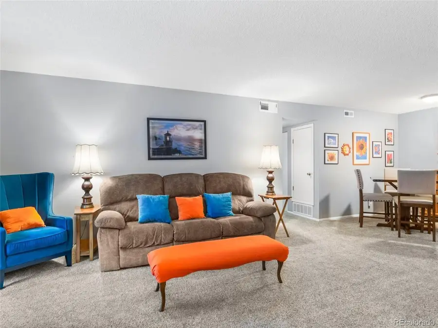 902 S Walden St #102, Aurora, CO 80017 - Image #3
