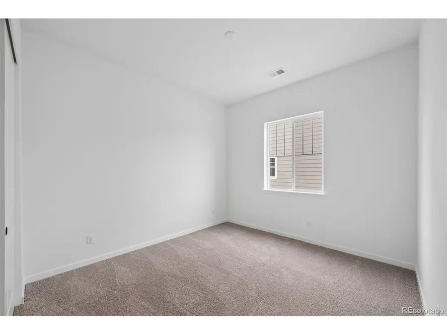 3771 Emerald Shore Cir, Loveland, CO 80538 - #3