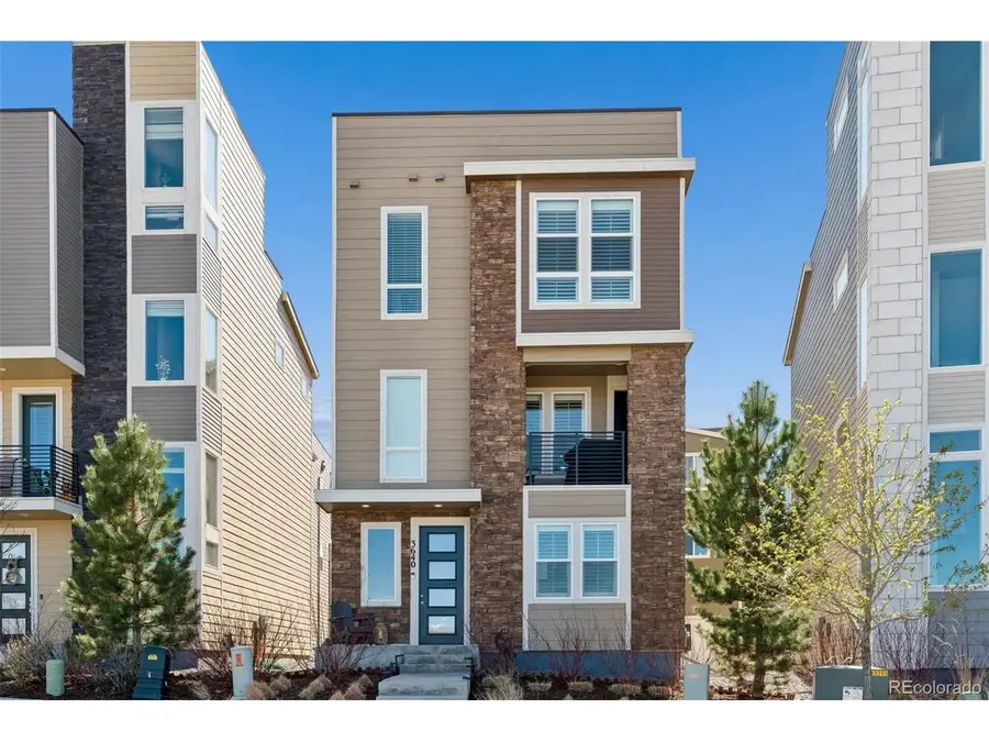 3640 Penang Dr, Castle Rock, CO 80109 - #2