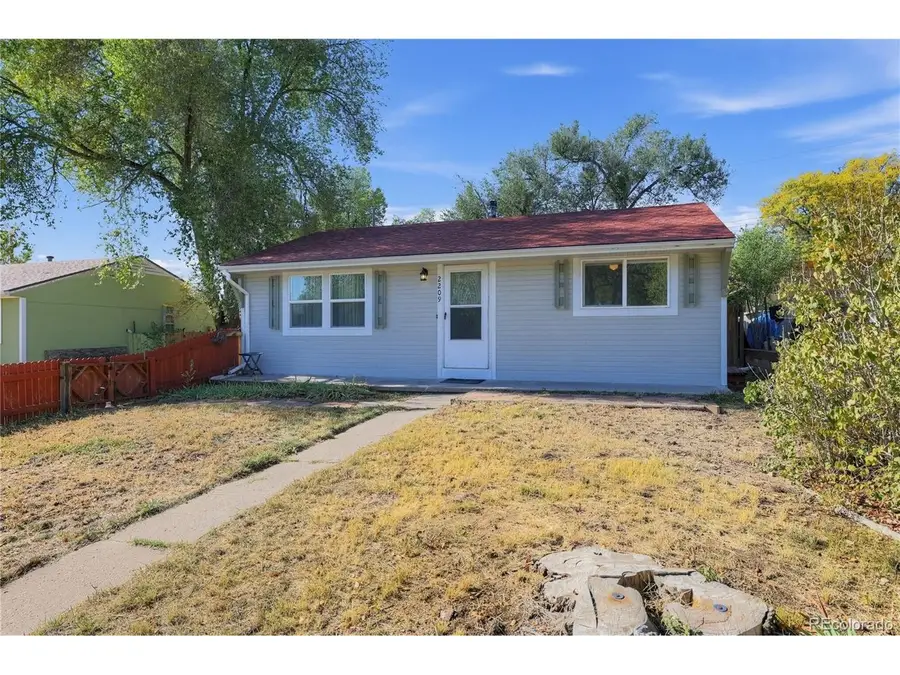 2209 Ontario Dr, Colorado Springs, CO 80910 - #3