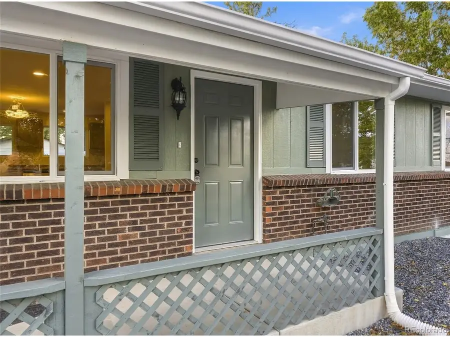 1221 Norfolk St, Aurora, CO 80011 - #2