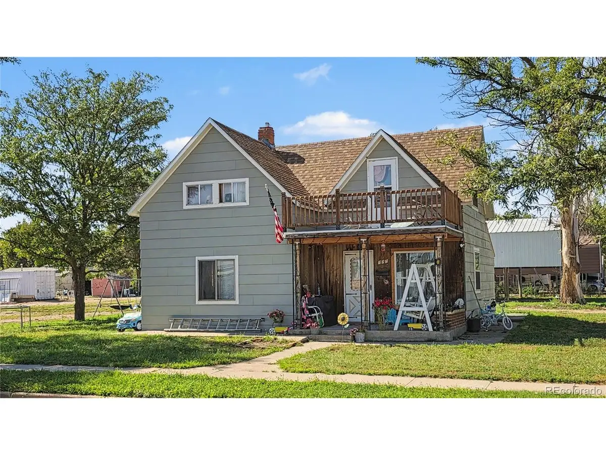 222 E 2nd St, Julesburg, CO 80737 - #1