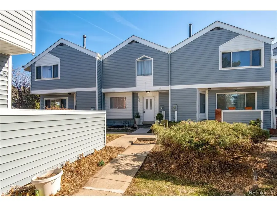233 S Nome St, Aurora, CO 80012 - #3