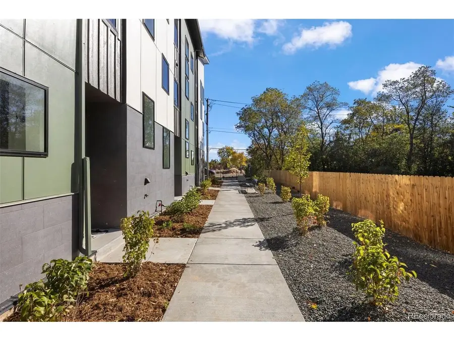 8408 W 52nd Ave, Arvada, CO 80002 - #2