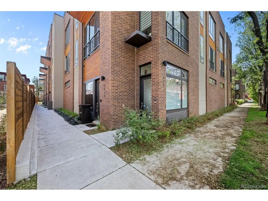 2438 N Washington St, Denver, CO 80205 - #3
