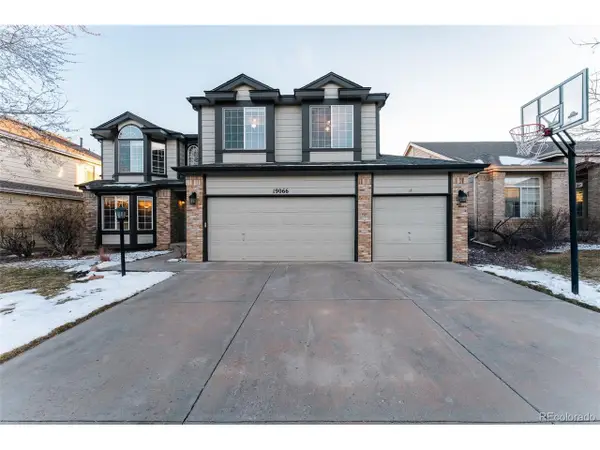 19066 E Berry Dr, Aurora, CO 80015