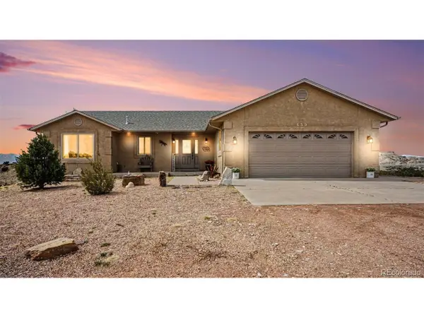 459 Bowie Rd, Penrose, CO 81240