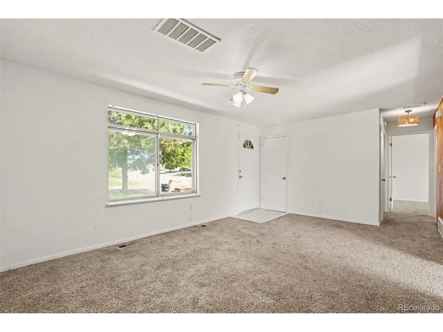 3034 S Laredo Cir, Aurora, CO 80013 - #2