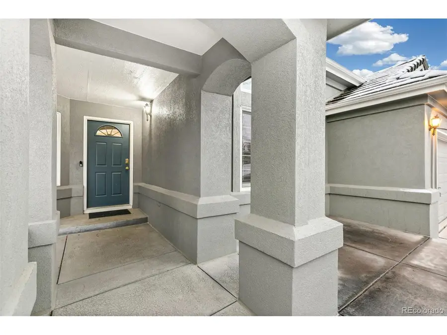 9594 Brook Hill Ln, Lone Tree, CO 80124 - Image #3