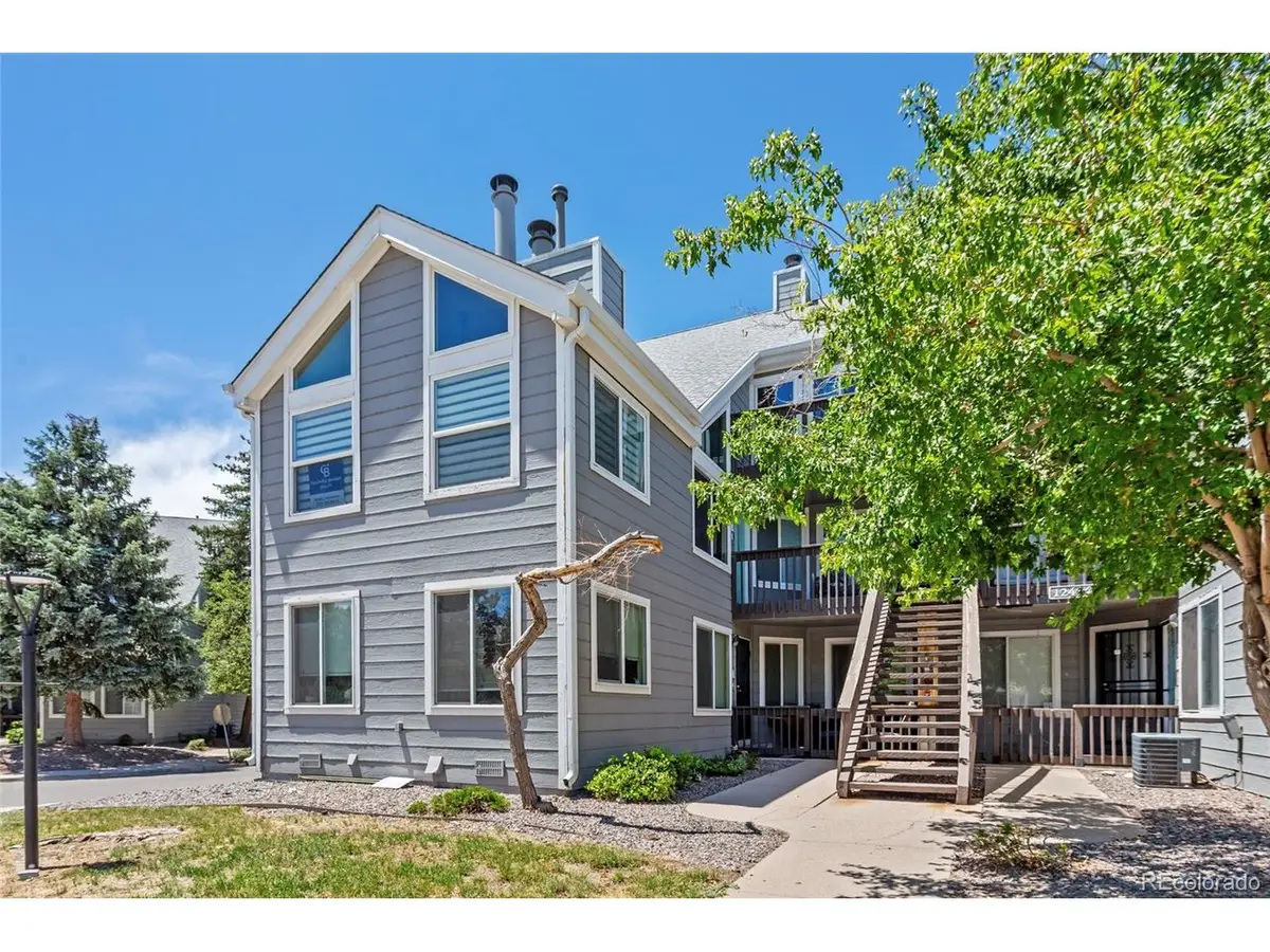 12414 E Tennessee Cir #B, Aurora, CO 80012 - #1
