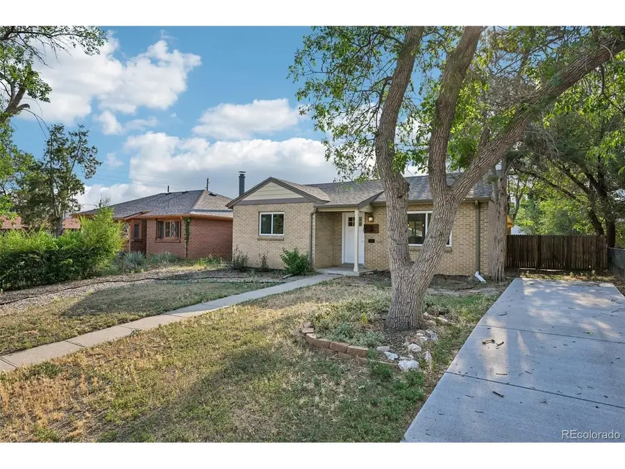 3290 Magnolia St, Denver, CO 80207 - #3