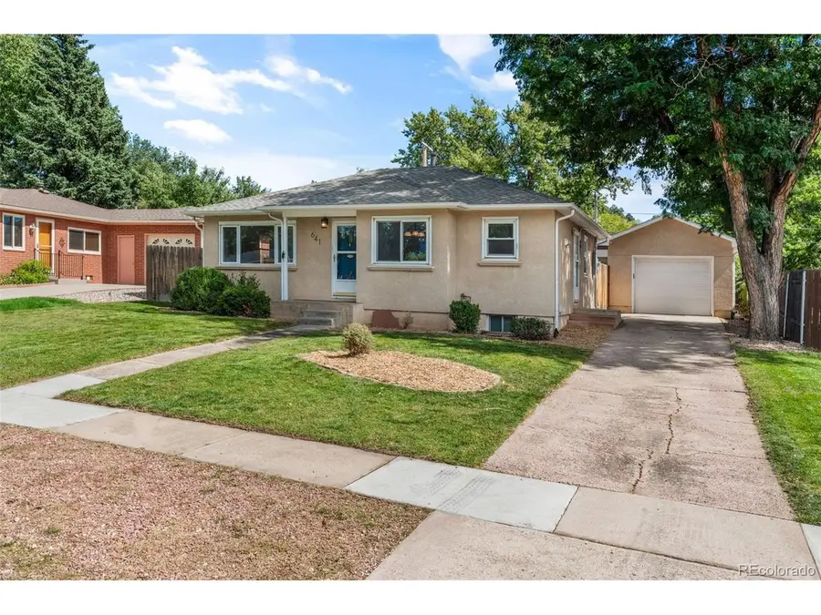 641 Glen Eyrie Cir, Colorado Springs, CO 80904 - #3