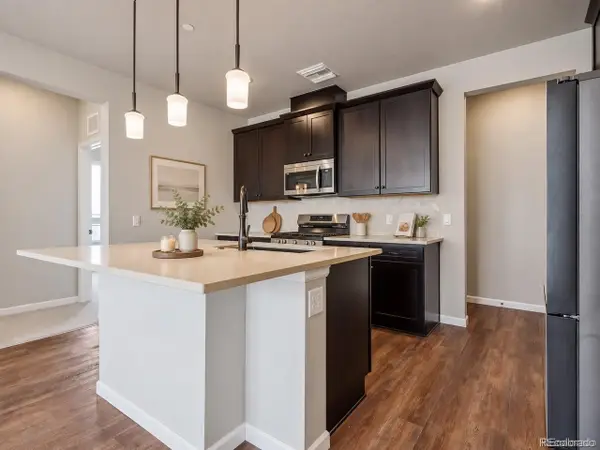 6153 N Ceylon St #10-207, Denver, CO 80249