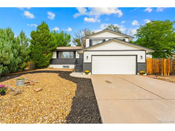 16 Bellflower Ct, Pueblo, CO 81001