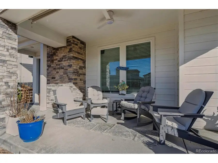 881 Lariat Ln, Lafayette, CO 80026 - Image #2