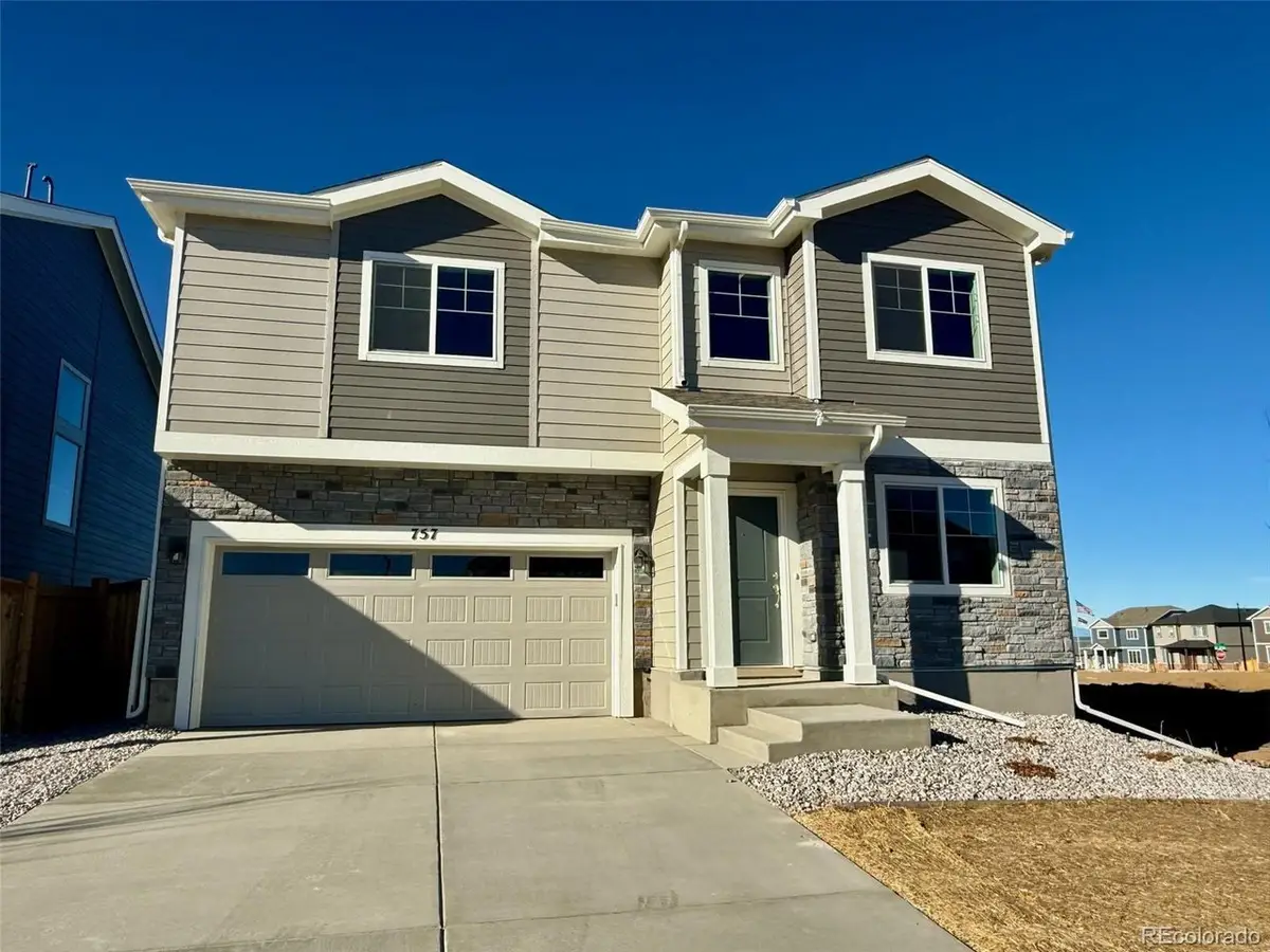 757 N Clubview St, Watkins, CO 80137 - Image #1