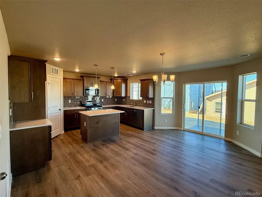 757 N Clubview St, Watkins, CO 80137 - Image #2