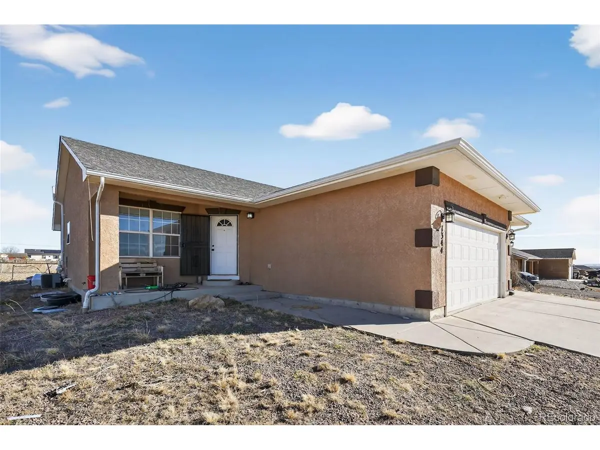 1344 N Blazing Star Ln, Pueblo, CO 81007 - #1