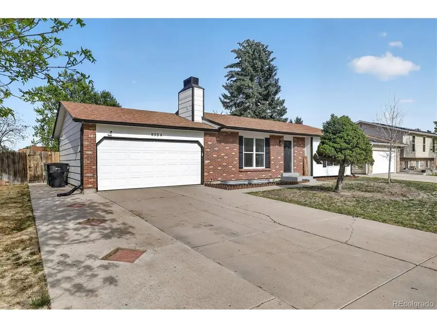 9334 Bellaire St, Thornton, CO 80229 - #3