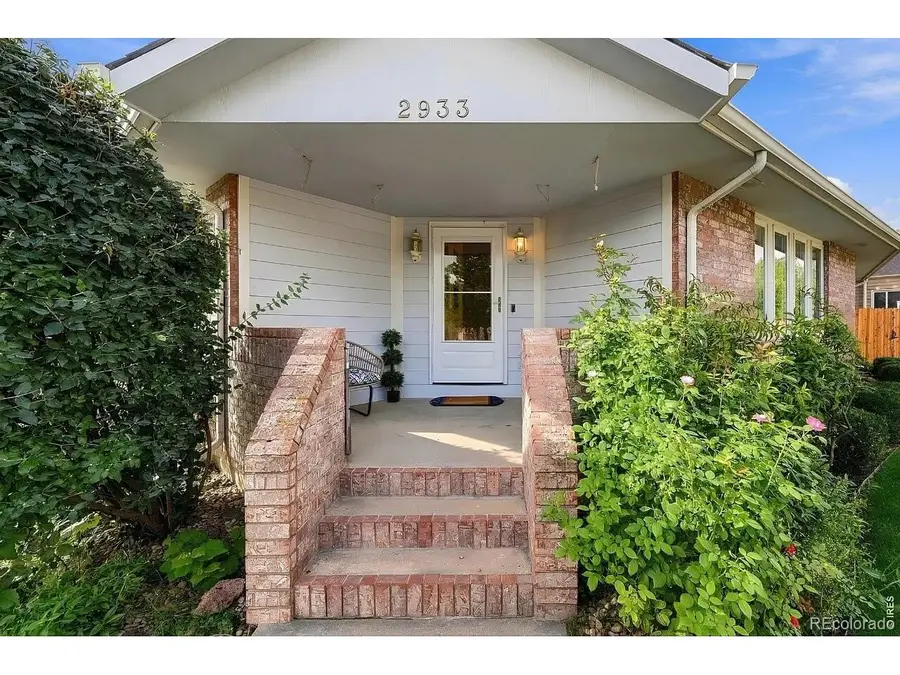2933 Lake Park Way, Longmont, CO 80503 - #3