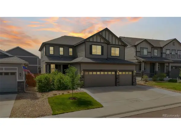 1414 Castle Creek Cir, Castle Rock, CO 80104