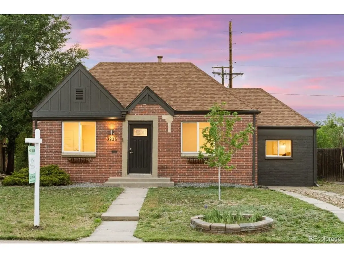 3235 Albion St, Denver, CO 80207 - #1