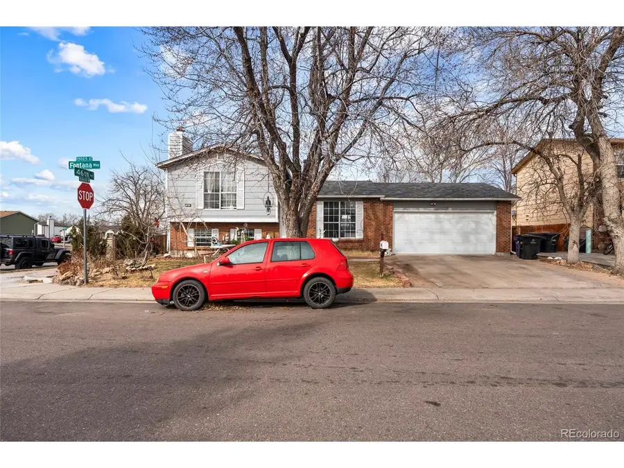 4609 Fontana Way, Denver, CO 80239 - #2