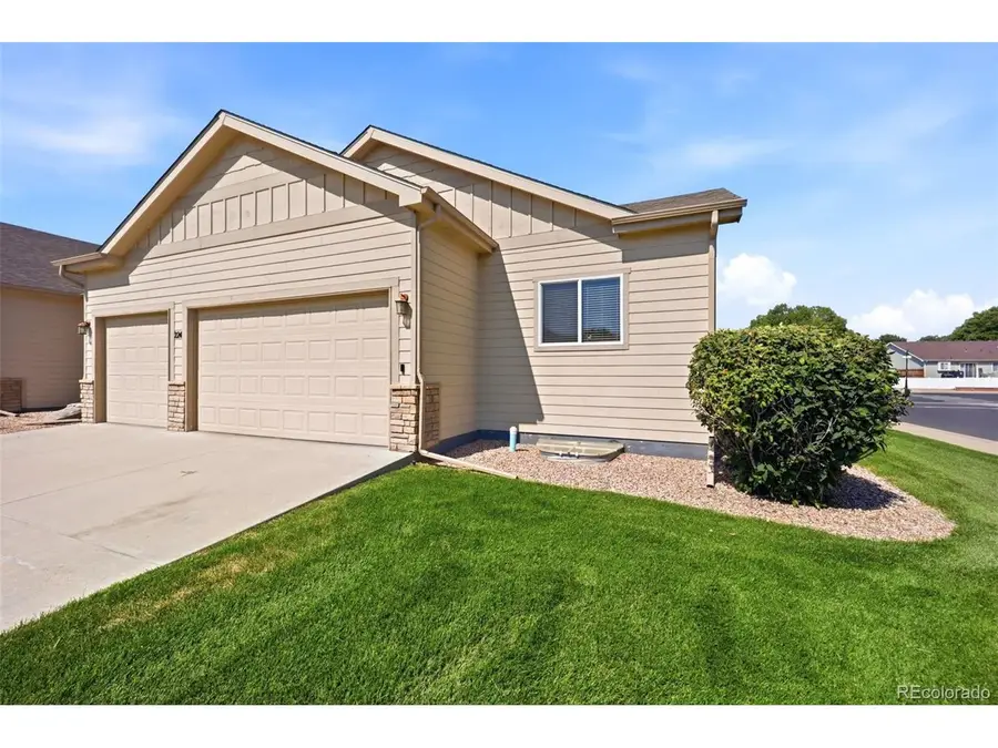 224 Darlington Ln, Johnstown, CO 80534 - #2