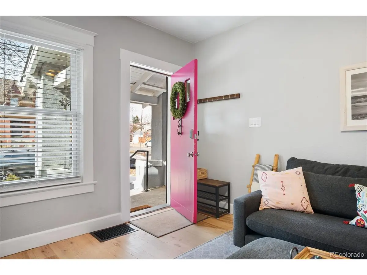 1070 Cook St, Denver, CO 80206 - #1