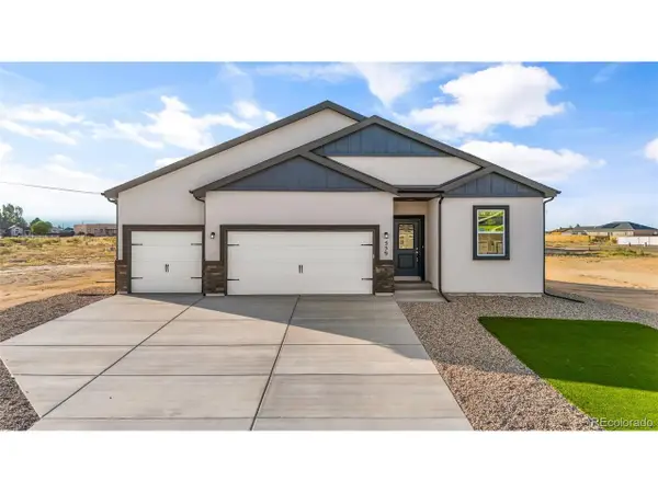 559 Bayview Dr, Pueblo, CO 81007