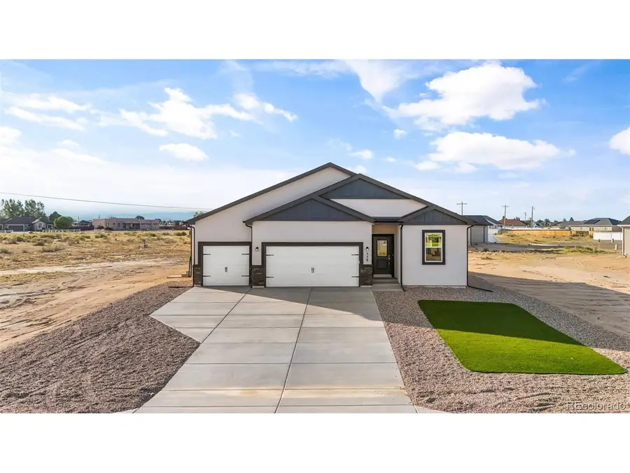 559 Bayview Dr, Pueblo, CO 81007 - #2