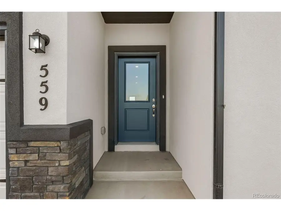 559 Bayview Dr, Pueblo, CO 81007 - #3