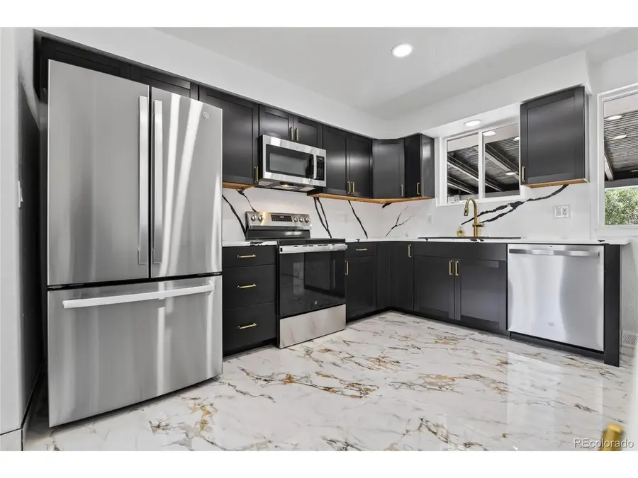 8596 Sheridan Ct, Arvada, CO 80003 - #3