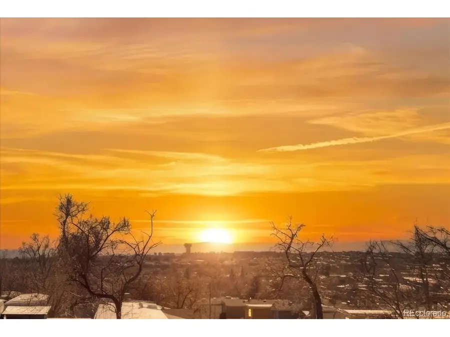 2112 W 101st Cir, Thornton, CO 80260 - Image #2