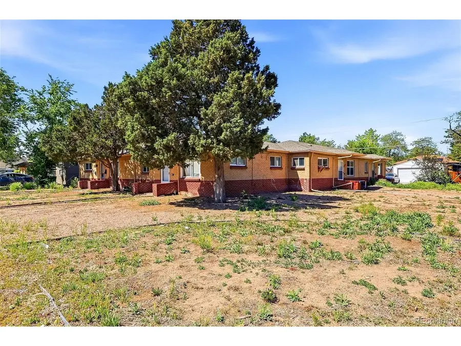 1685 Chester St, Aurora, CO 80010 - #3