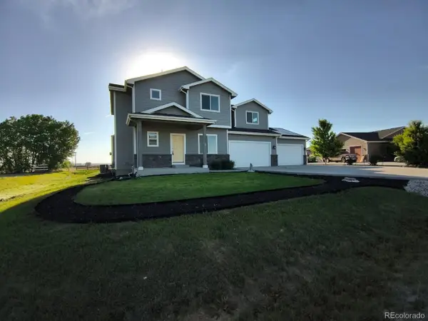 135 Foxtail Dr, Hudson, CO 80642
