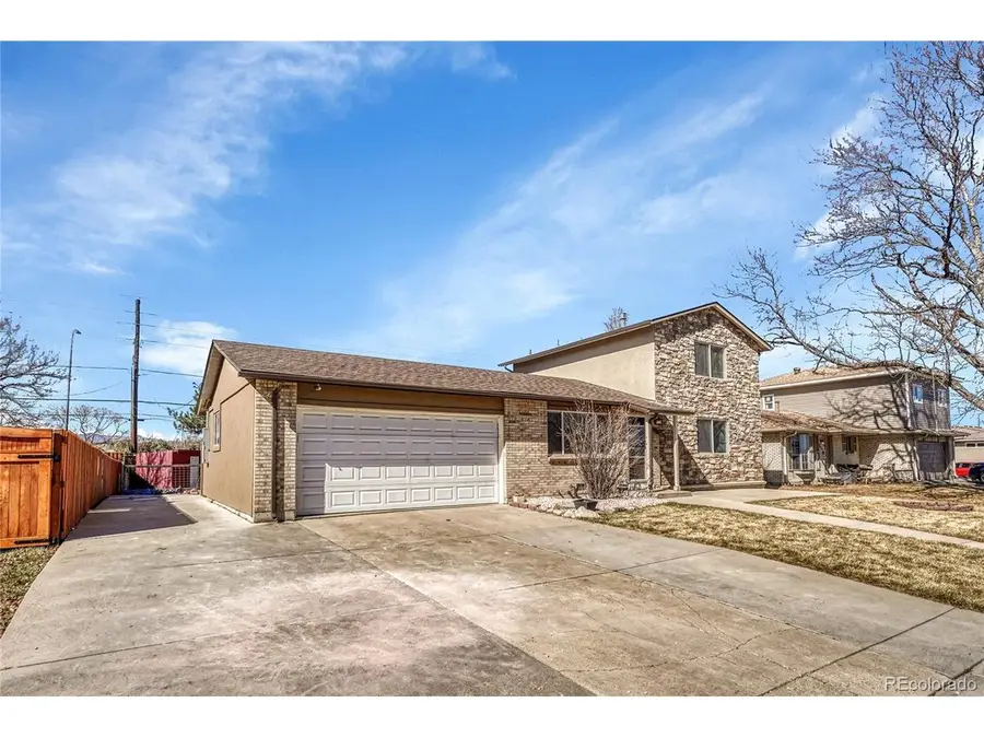 7461 Webster St, Arvada, CO 80003 - #2