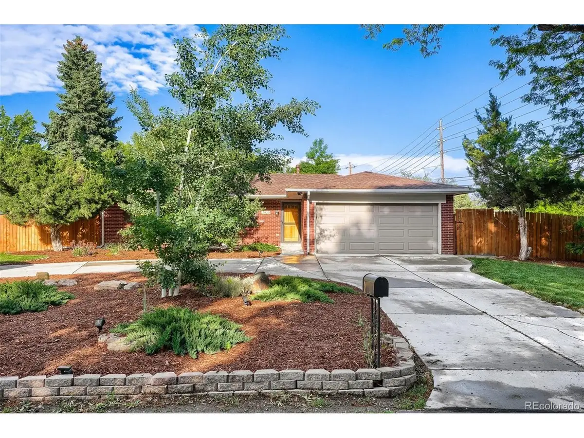2020 Newcombe Dr, Lakewood, CO 80215 - #1