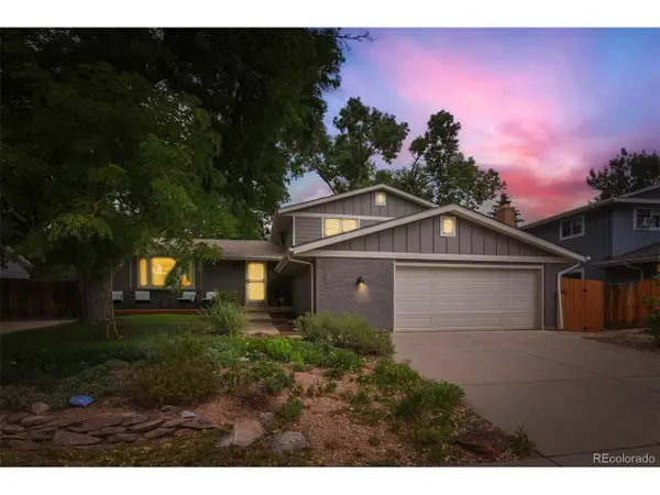 7867 W Peakview Dr, Littleton, CO 80123