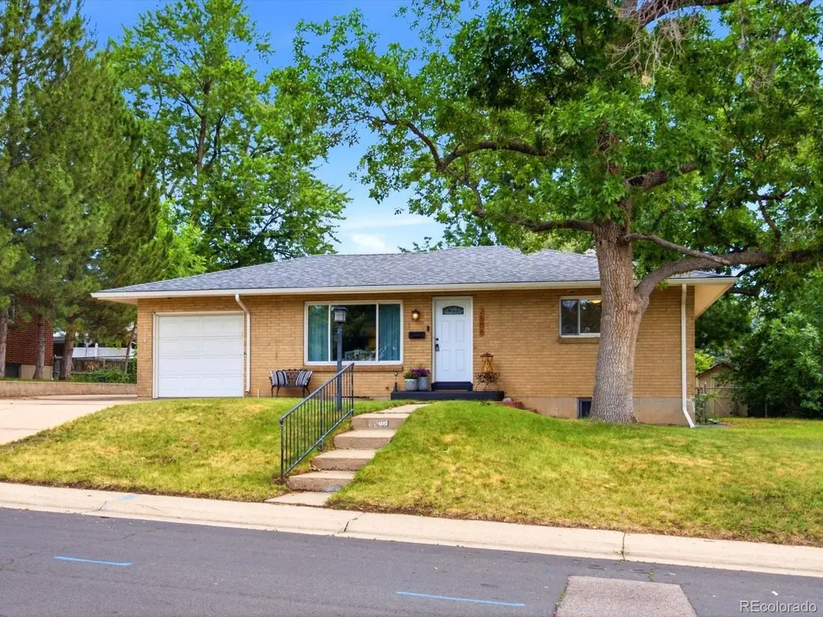 2888 S Zurich Ct, Denver, CO 80236 - #1