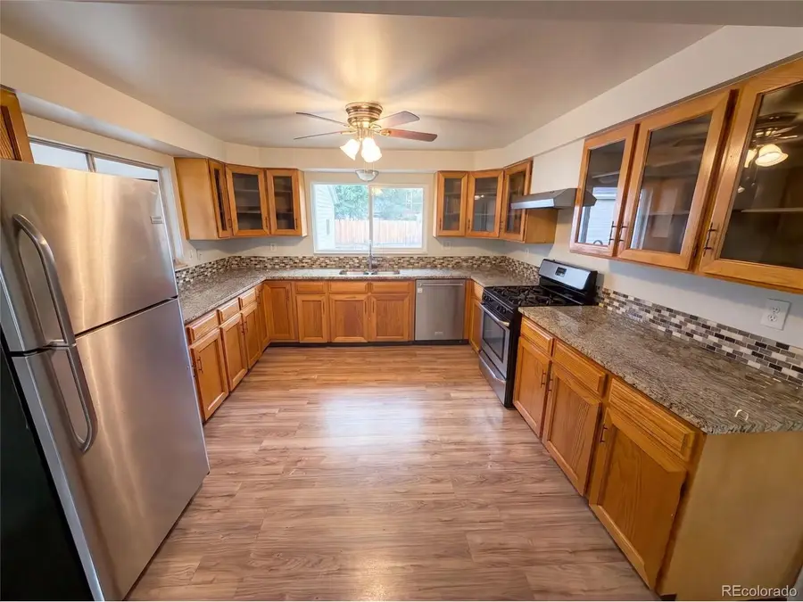 790 Hanover St, Aurora, CO 80010 - #2